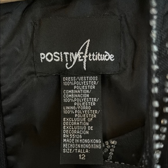 FORMAL BLACK DRESS WITH BEADED TOP SIZE 12 - Picture 4 of 4